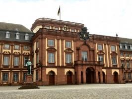 Schloss Mannheim Foto zoller