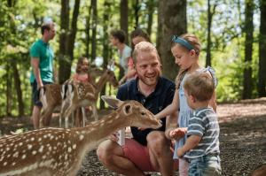 Wildparadies Fuettern Familie