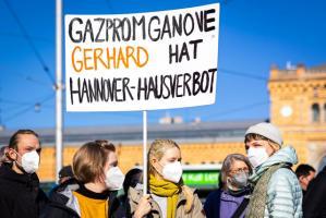 Demonstration gegen Schroder in Hannover 1