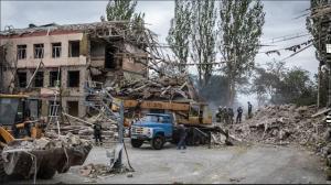 Eine zerstorte Schule in Donetsaka Oblaska