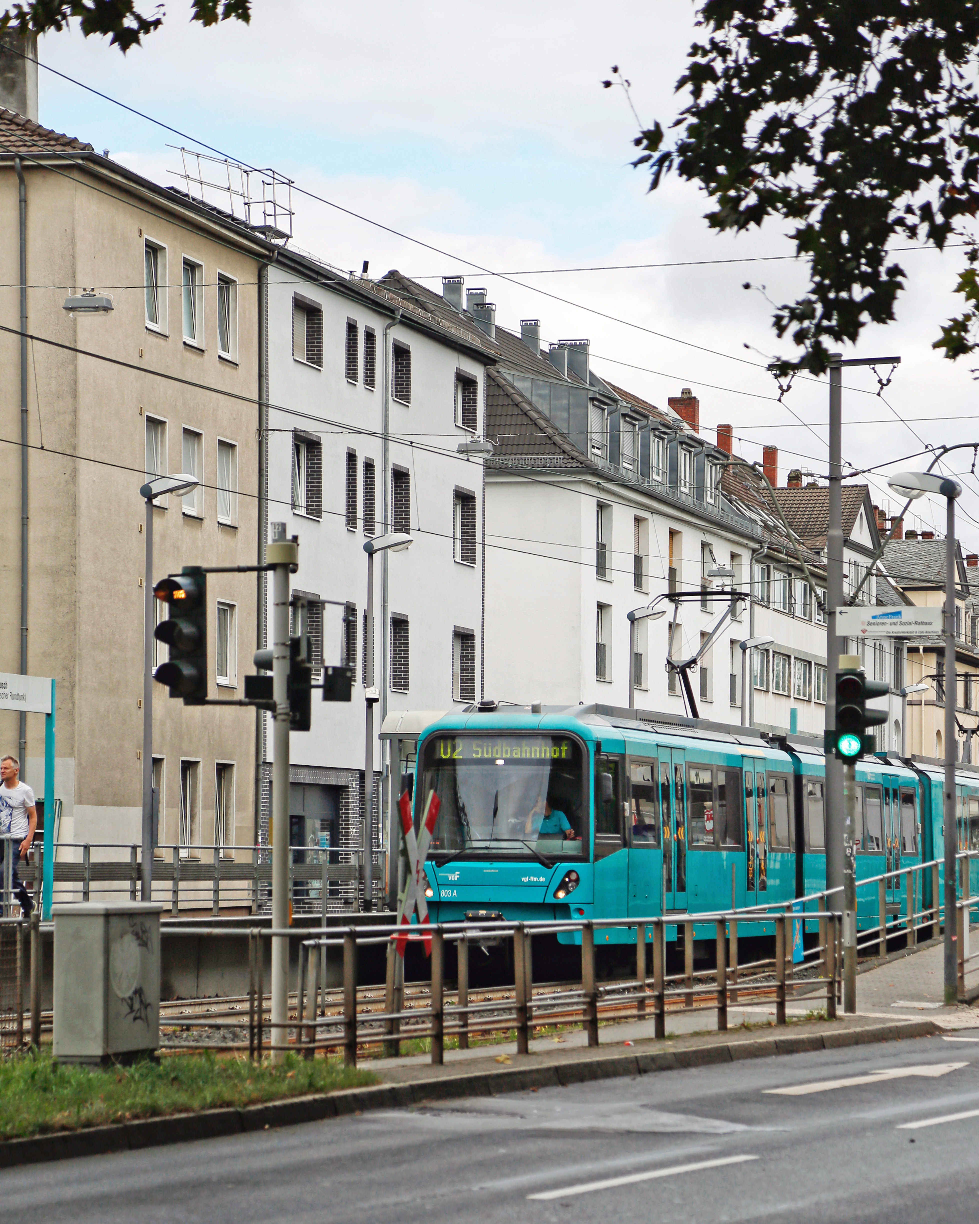 U2 Eschersheimer Landstrasse Copyright Stadt Frankfurt am Main Foto Jan Hassenpflug