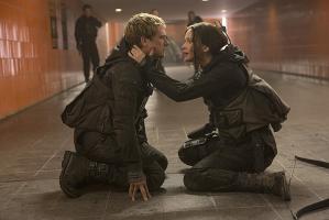 Panem Mockingjay2 TV2