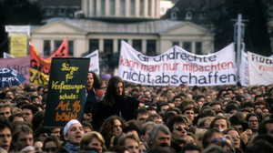 30 Jahre Demos fur Asylrecht