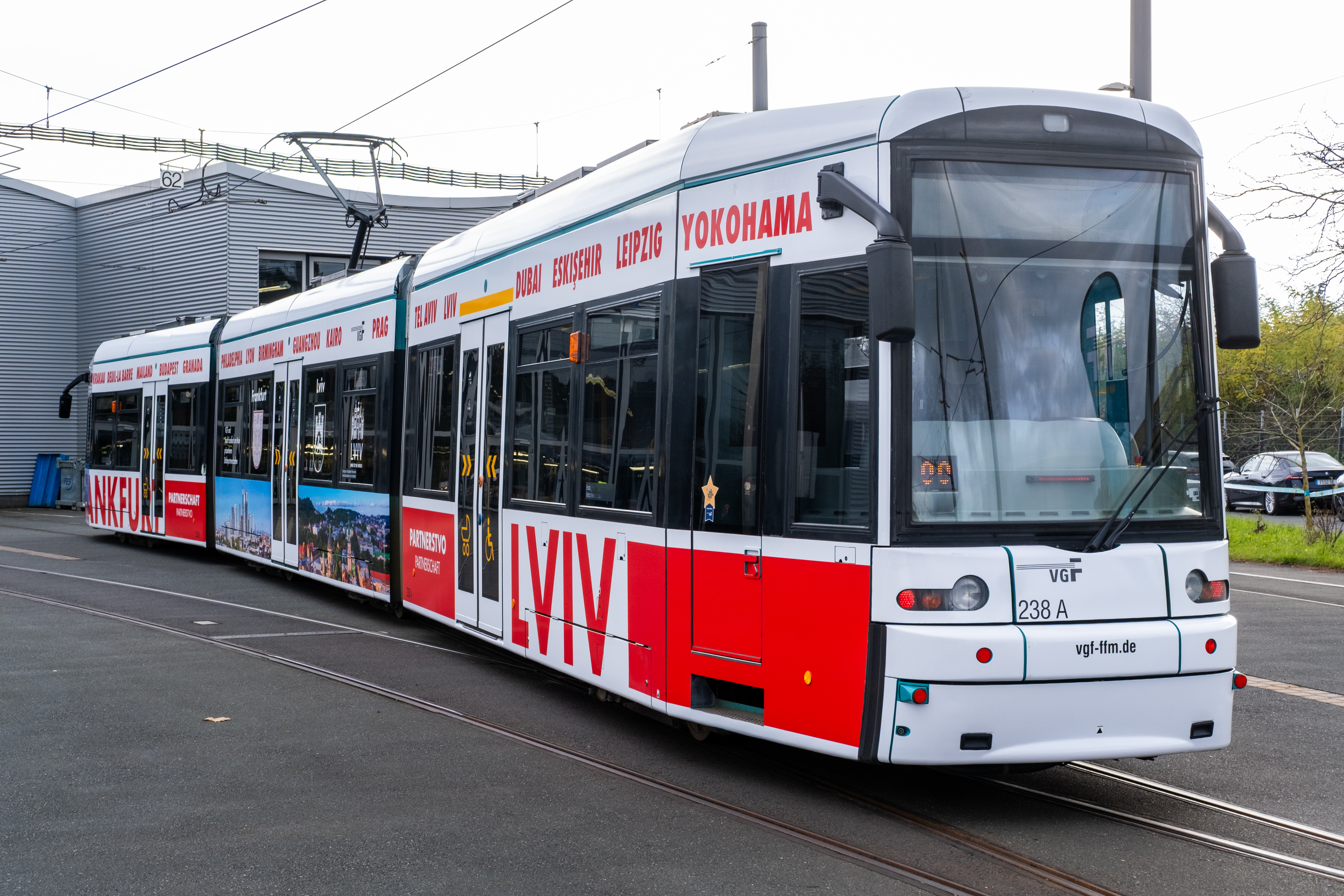Ausßenansicht Partnerschaftsbahn Frankfurt Lviv Copyright Stadt Frankfurt am Main Varnhorn