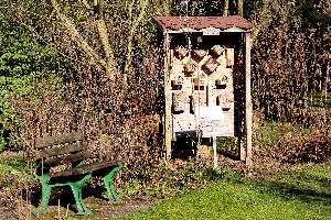 Hauptfriedhof Insektenhotel 3 copyright Stadt Frankfurt Stefan Maurer