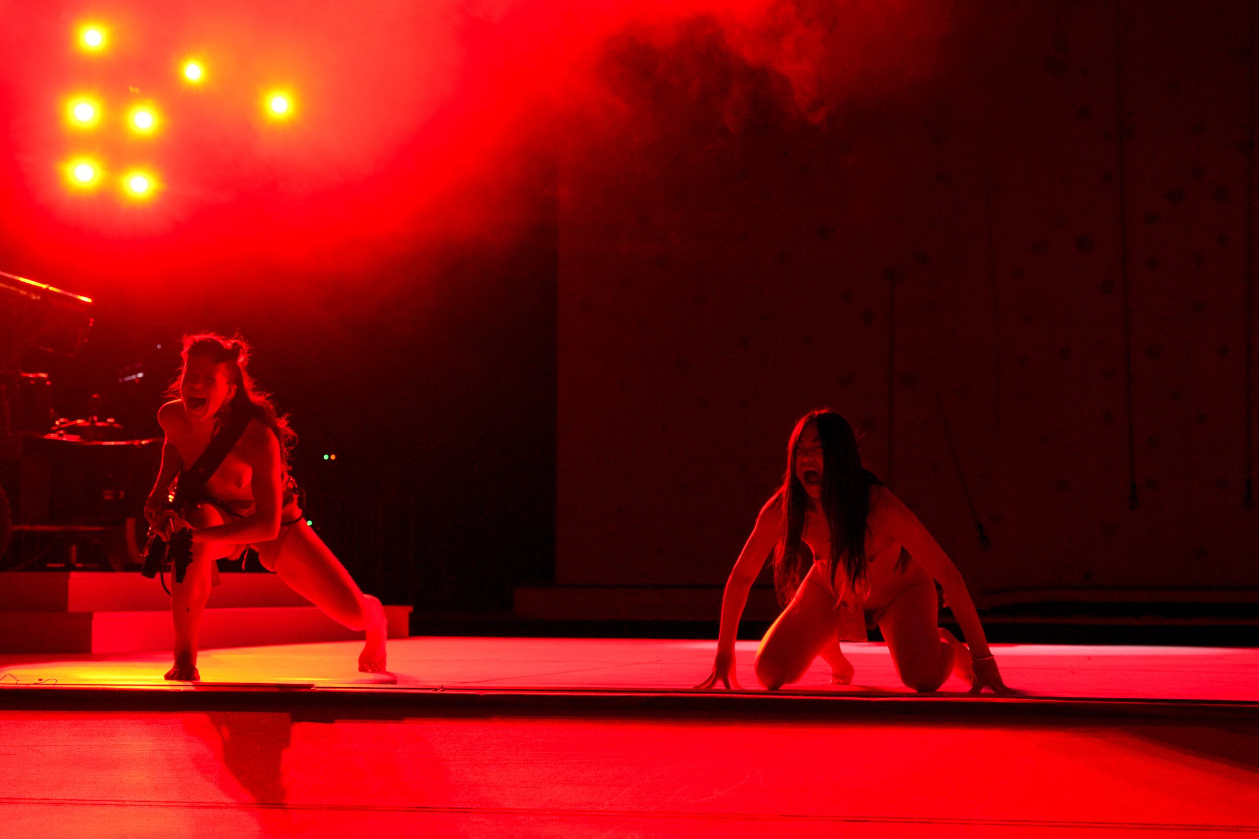 007 sancta by florentina holzinger nicole marianna wytyczak in the photo blathin eckhardt otay onii