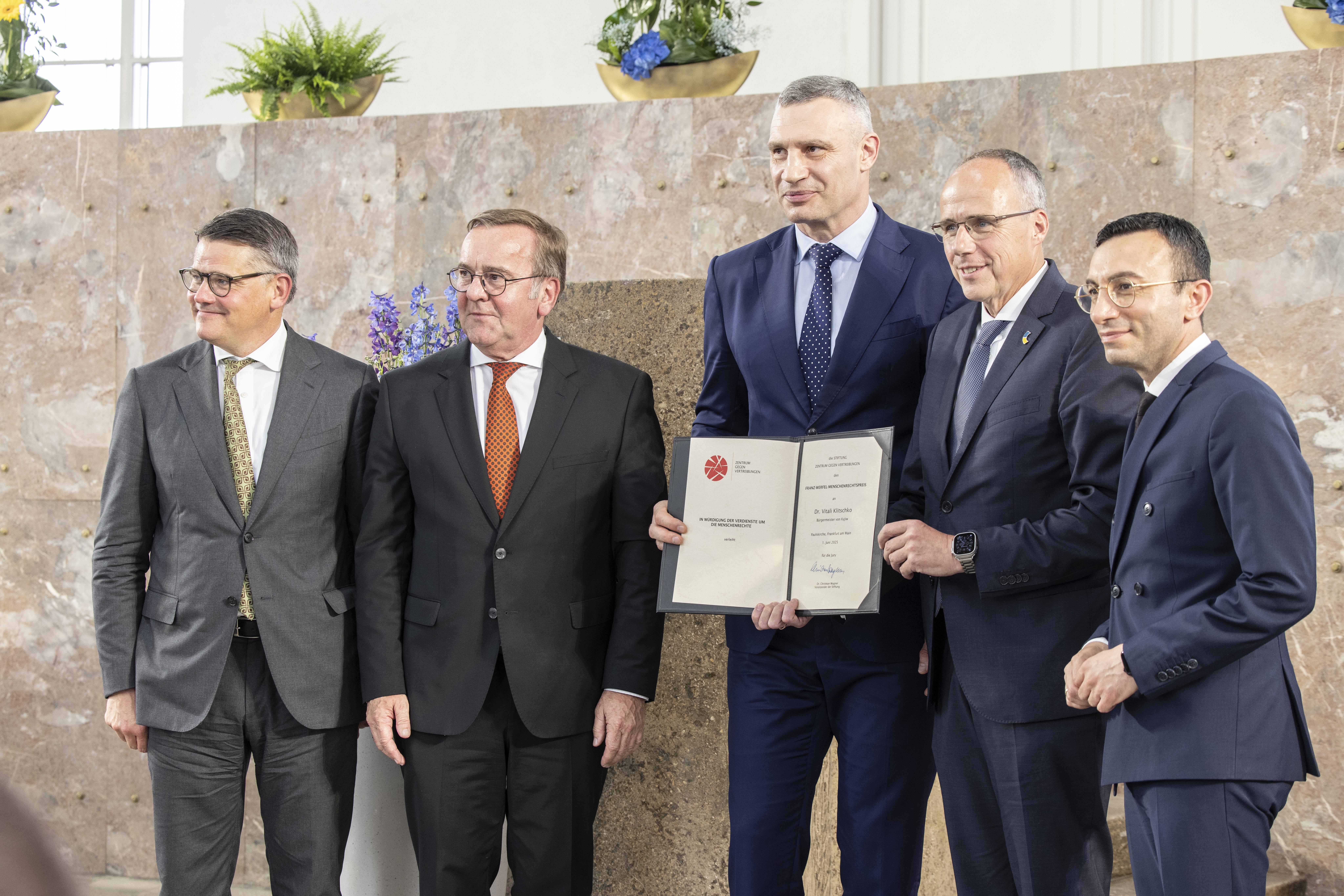 Boris Rhein Boris Pistorius Vitali Klitschko Peter Beuth Mike Josef Copyright Stadt Frankfurt am Main Martin Leissl