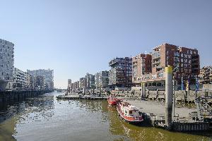 DAM Stadt Bauen Heute HafenCity Hamburg Moritz Bernoully