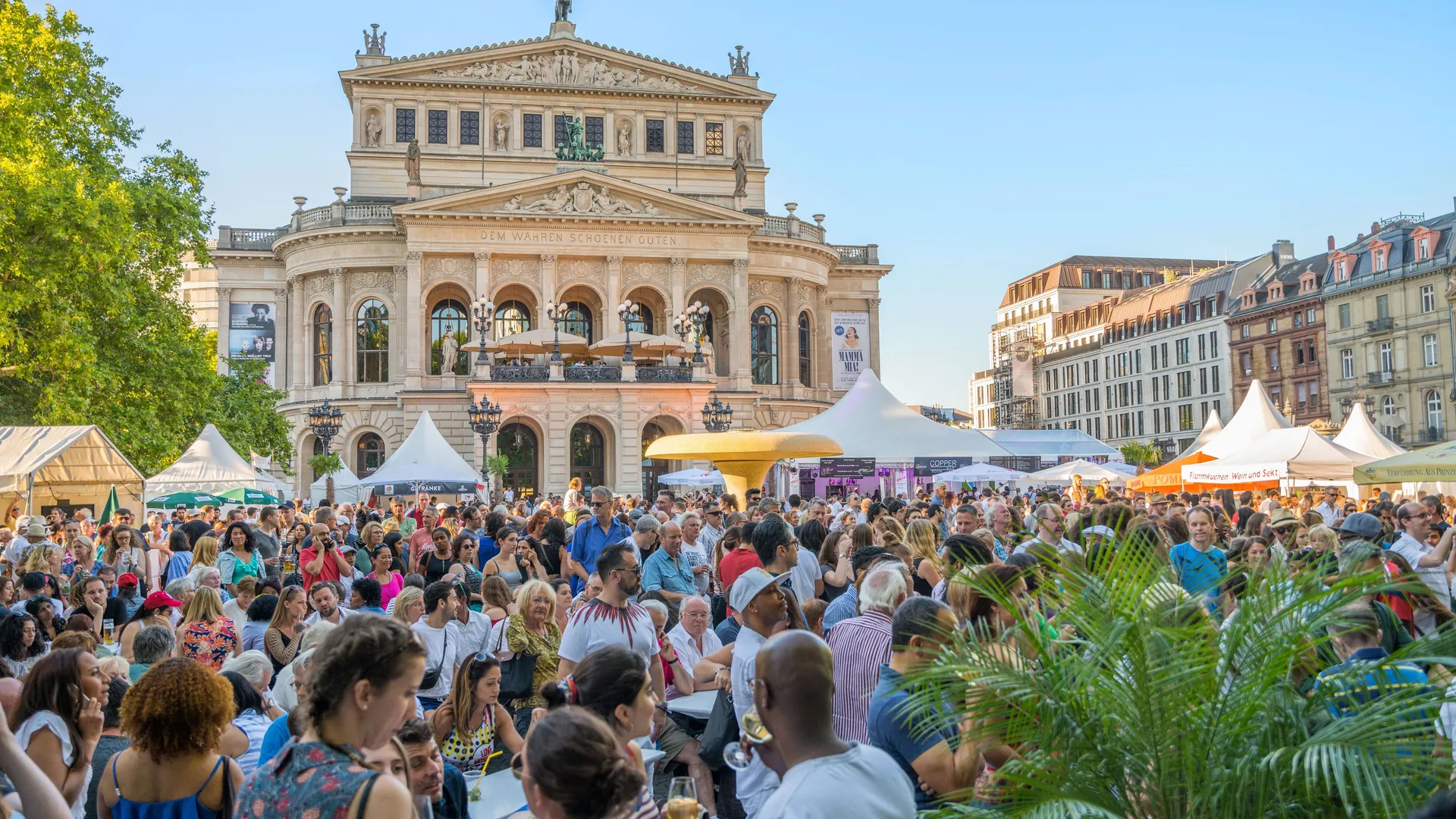 frankfurter aufgepasst bald steht wieder das opernplatzfest an